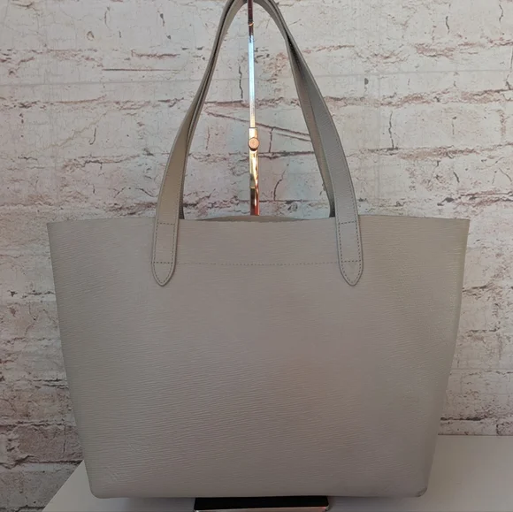 Cuyana Cream Tote Bag
